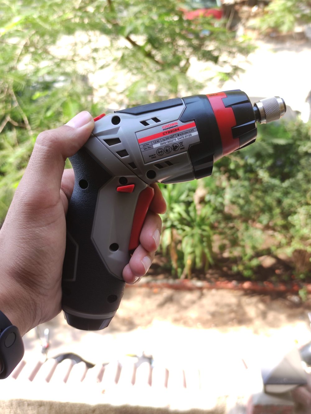 مفك كهرباء Crown 10 مفك كهرباء Crown - الصورة 10